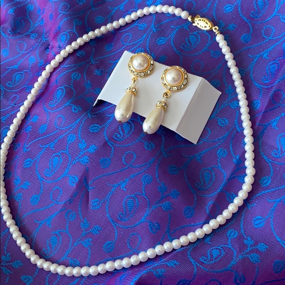 Necklace and earring set - Picture 2 of 7